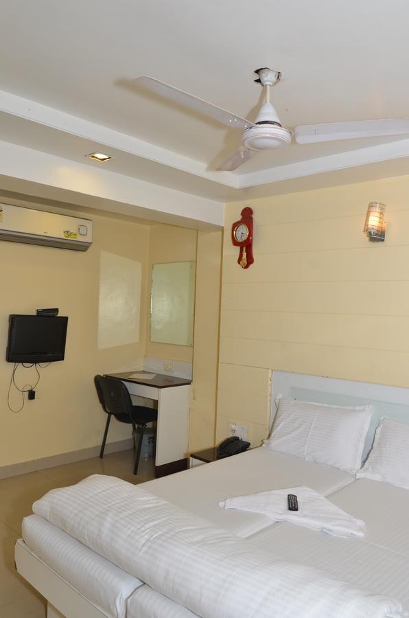 Da Casa Business Hotel Pune Exterior photo