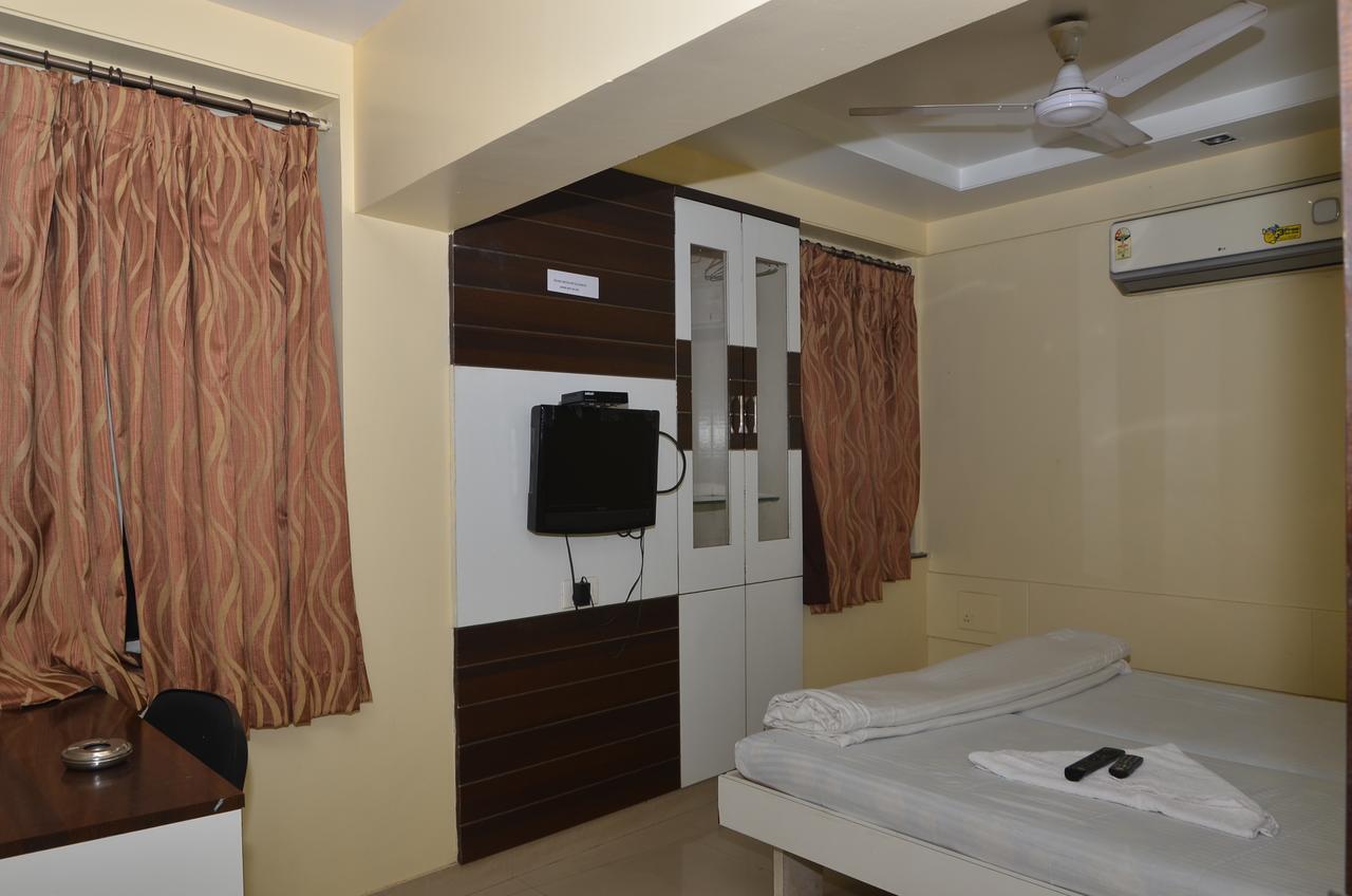 Da Casa Business Hotel Pune Exterior photo